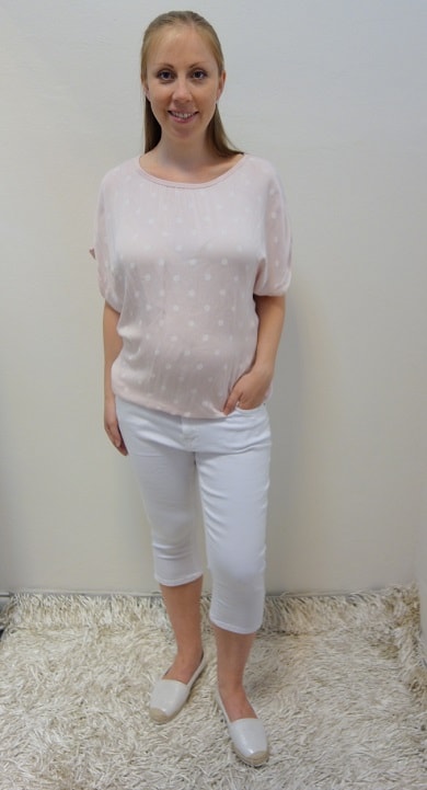 Těhotenské oblečení - tříčtvrteční kalhoty s halenkou