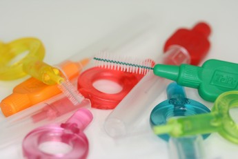 Ostatní prostředky pro dentální hygienu
