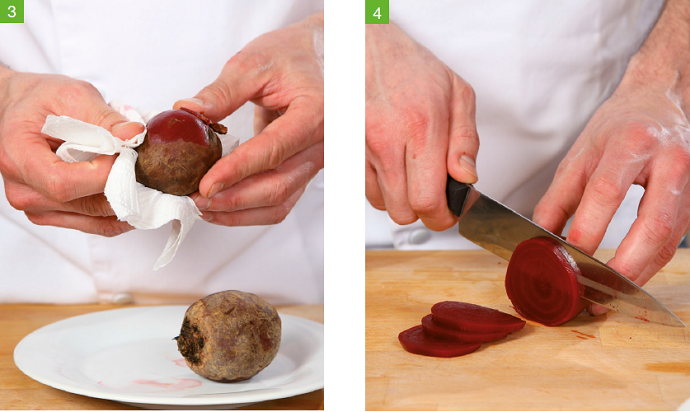 Salát z červené řepy s mozzarellou