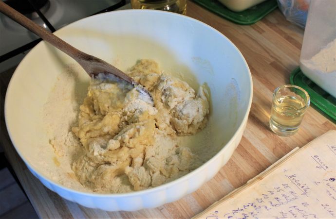 Kynutý borůvkový koláč