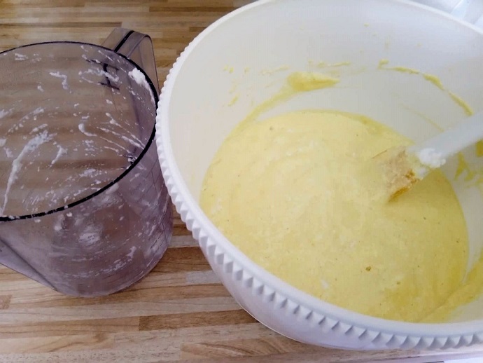 Mandlový dezert s lesním ovocem