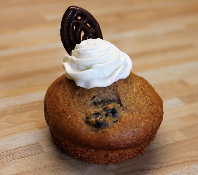 Žitno-pšeničné muffiny s brusinkami a ořechy