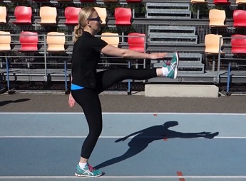 Ukázka dynamického protažení (strečink)